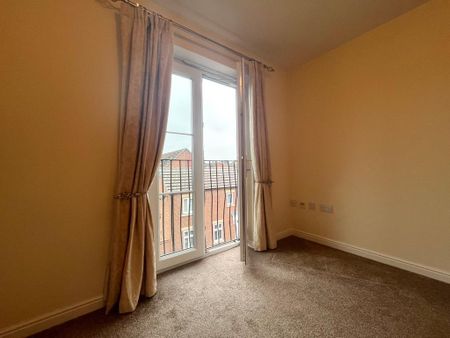 2 bedroom flat to rent - Photo 5
