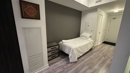 For Lease - 14 York Street Unit# 5204, Toronto, Ontario - Photo 5