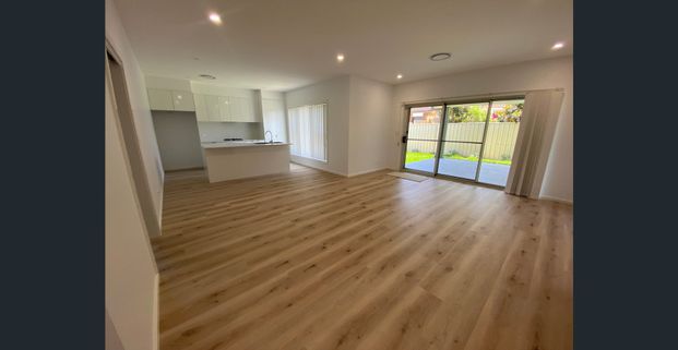 Stunning 3-Bedroom Villa in an Exclusive Complex - Photo 1