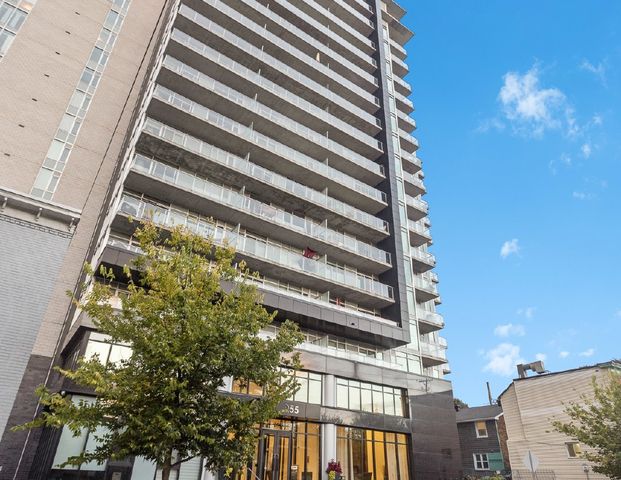 1313-255 Bay Street - 1313 - Photo 1