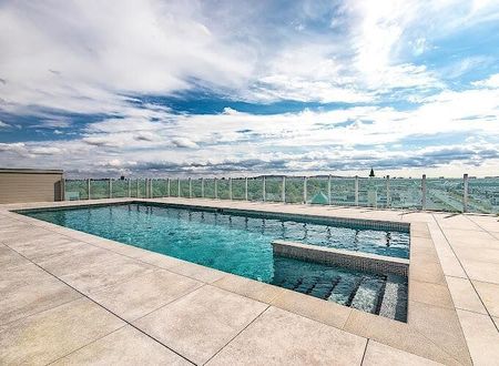 Condo apartment for rent in ville St-Laurent - Photo 3