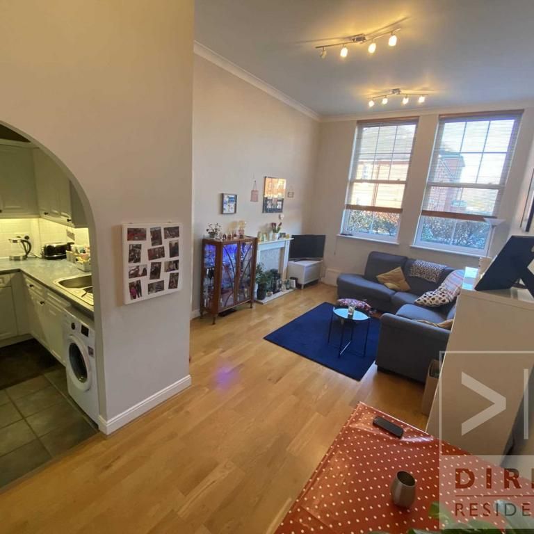 2 bedroom flat to rent - Photo 1