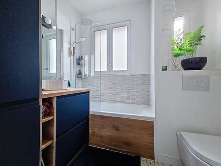 Appartement T2 Paris 18 à louer - Photo 3