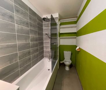 APPARTEMENT T3 avec terrasse et places de parking - CORNEBARRIEU, - Photo 2