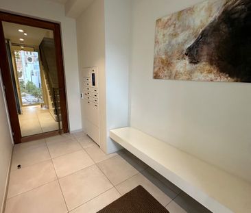 modern 1-slaapkamerappartement in hartje Kortrijk - Foto 2