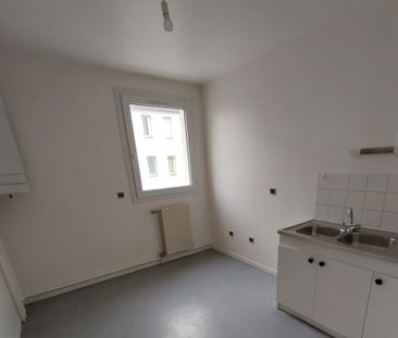 LOCATION APPARTEMENT T3, POITIERS, Breuil-Mingot-Saint-Eloi - Photo 2