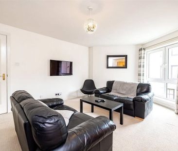 1 Bed Flat, Fraser Place, AB25 - Photo 2