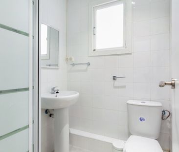 Cozy room on Balmes street - Photo 3