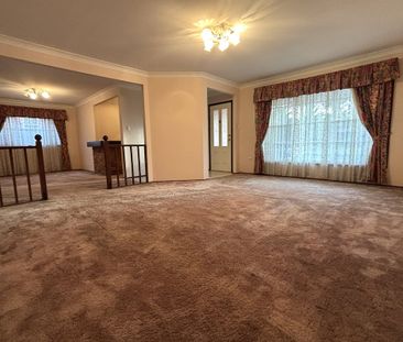 Three Bedroom Home in Ashtonfield with Multiple Living Spaces - Photo 3