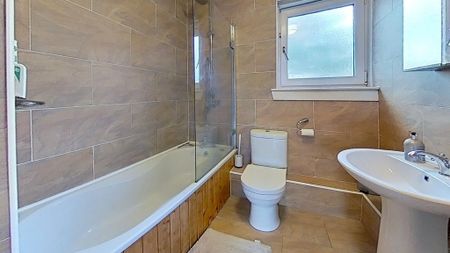 2 bedroom semi-detached house to rent - Photo 4