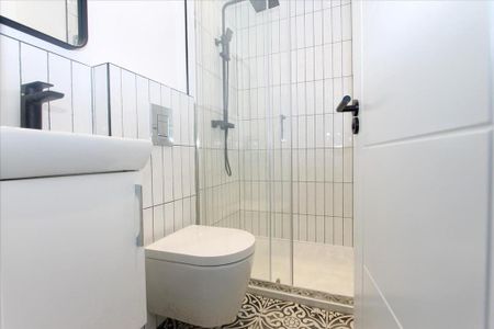 3 bedroom flat to rent - Photo 3