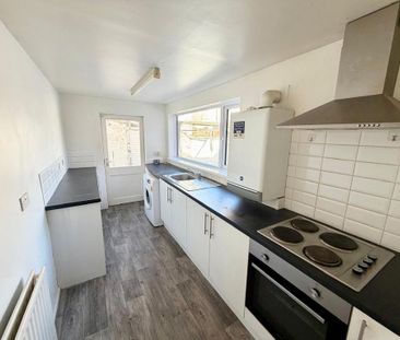 2 bedroom terraced house to rent - Photo 6