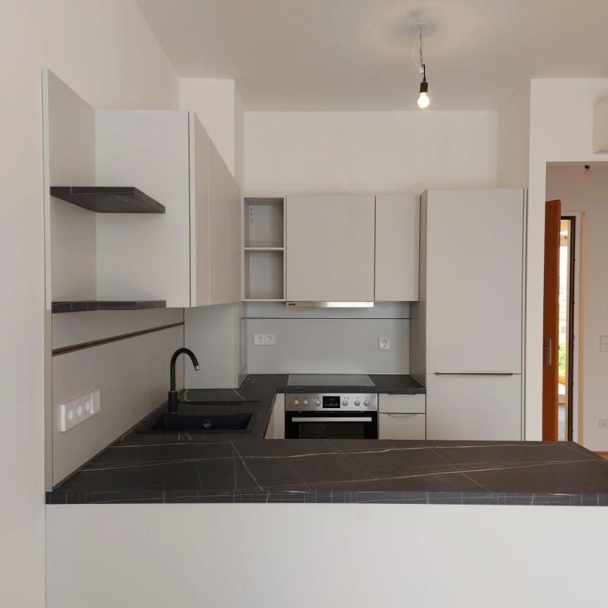 Exklusive Neubauwohnung mit großzügigem Balkon – stilvoll wohnen in modernem Ambiente - Foto 1