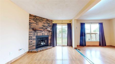 For Lease - 11 James Edward Drive, Markham, Ontario - Photo 2