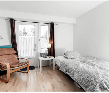 Bergsvägen, Segeltorp - Photo 2