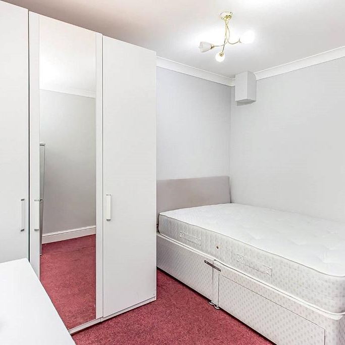 House share to rent - Photo 1