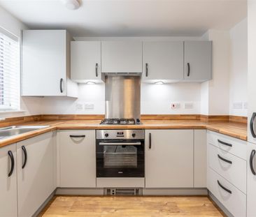 2 bed terraced house to rent in Hawk Chase, Newcastle Upon Tyne, NE13 - Photo 4