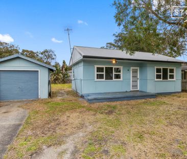 Perfect Coastal Living: Just Minutes from Budgewoi Beach! - Photo 6