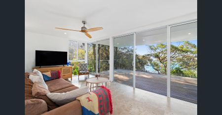 Where Luxury Meets Pittwater - Photo 3