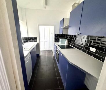 4 bedroom property to rent - Photo 6
