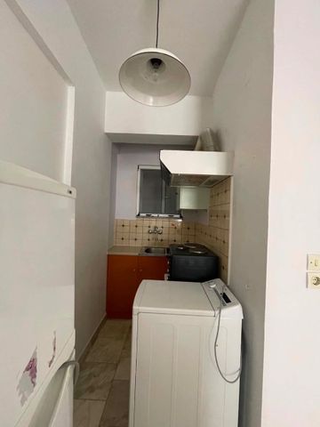 Studio/Γκαρσονιέρα για ενοικίαση Αγία Σοφία (Πάτρα) - Photo 4