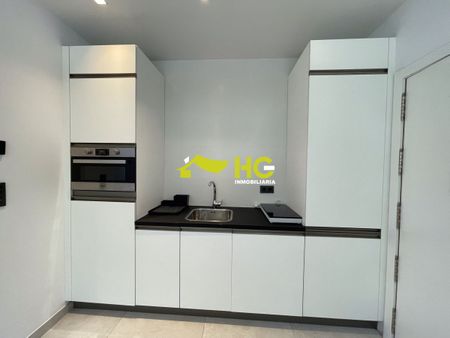 Alquiler Estudio en Urbanización - El Bosque, Villaviciosa De Odón - Photo 2