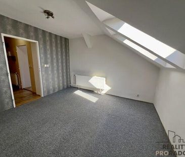 Pronájem bytu 1+1 35 m2 - Fotografie 1