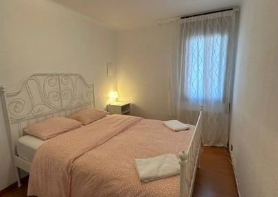 barcelona, Catalonia 08917