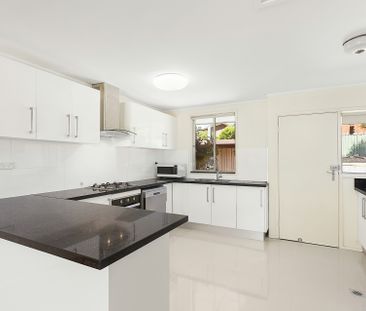 84 Ross Smith Crescent, Scullin ACT, Belconnen - Photo 3