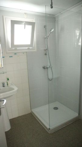 Location Maison 4 pièces 75m² - Photo 2