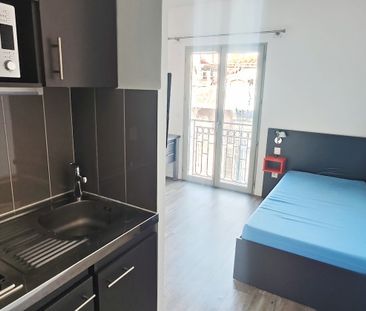 Location Appartement 1 pièce 16m² - Photo 3