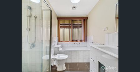 Sizeable family home at a desirable location - Photo 5