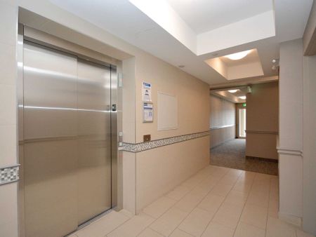 For Lease - 54 Sky Harbour Drive Unit# 209, Brampton, Ontario - Photo 2