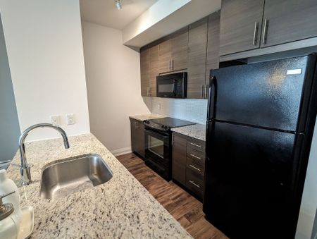 For Lease - 70 Forest Manor Road Unit# 301, Toronto, Ontario - Photo 5