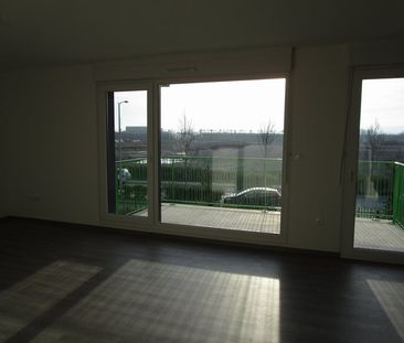 Appartement RUE LOUIS VICTOR DE BROGLIE - Photo 2