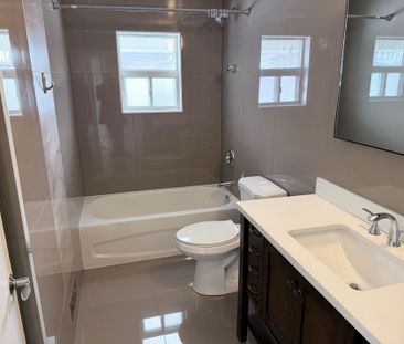 For Lease - 133 Hawthorne Road Unit# Main floor, Oakville, Ontario - Photo 6