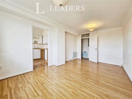1 bedroom flat to rent - Photo 4
