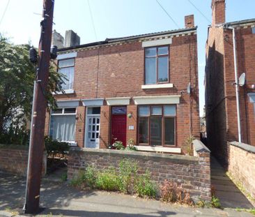 2 bedroom semi-detached house to rent - Photo 3