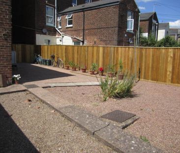 1 bed flat to rent in Powderham Crescent, Exeter, EX4 - Photo 4