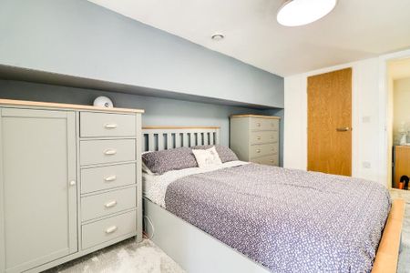 2 bedroom flat to rent - Photo 5