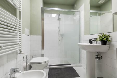 Single room in the Bocconi and IULM area in Milan - Photo 2