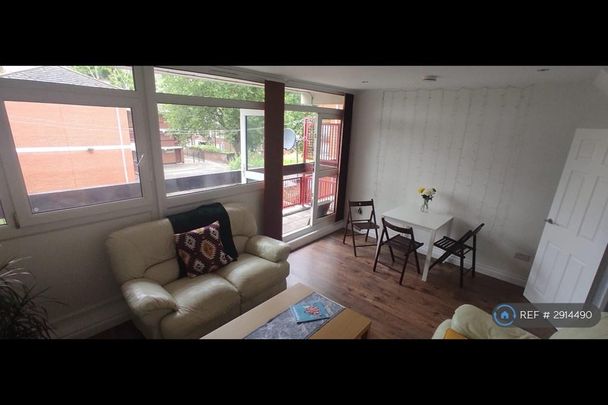 3 bedroom maisonette to rent - Photo 1