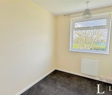 3 bedroom house to rent Sunningdale Drive, Felixstowe, IP11 - Photo 1