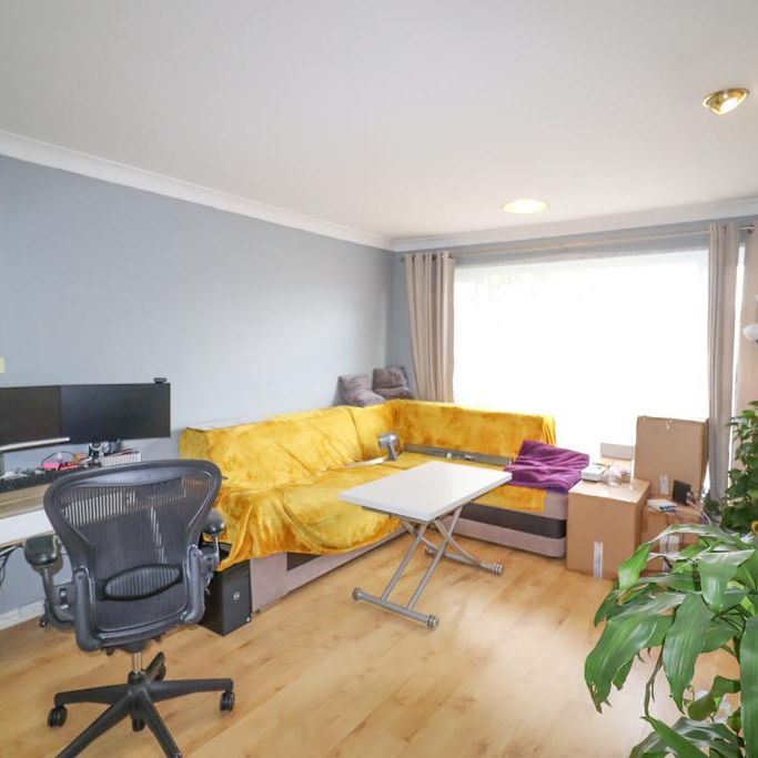 2 bedroom semi-detached bungalow to rent - Photo 1