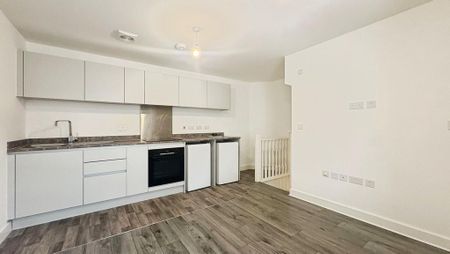 2 bedroom terraced house to rent - Photo 3