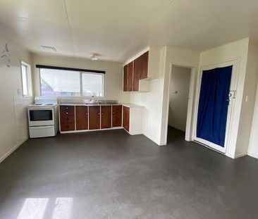 Columbus Crescent, Flaxmere - Photo 3