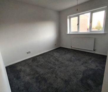 Severn Crescent, Chesterfield, North Wingfield - Photo 5