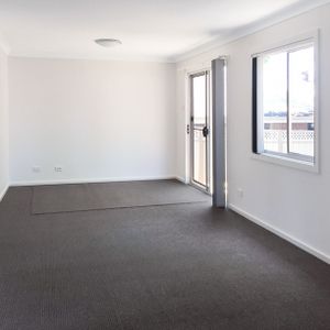 AS NEW GRANNY FLAT - Photo 2