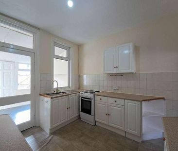 Cameron Avenue, Blackpool, FY3 - Photo 5