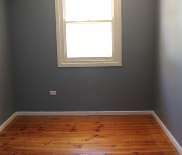 To register & apply for this property, please use this link: https:... - Photo 3